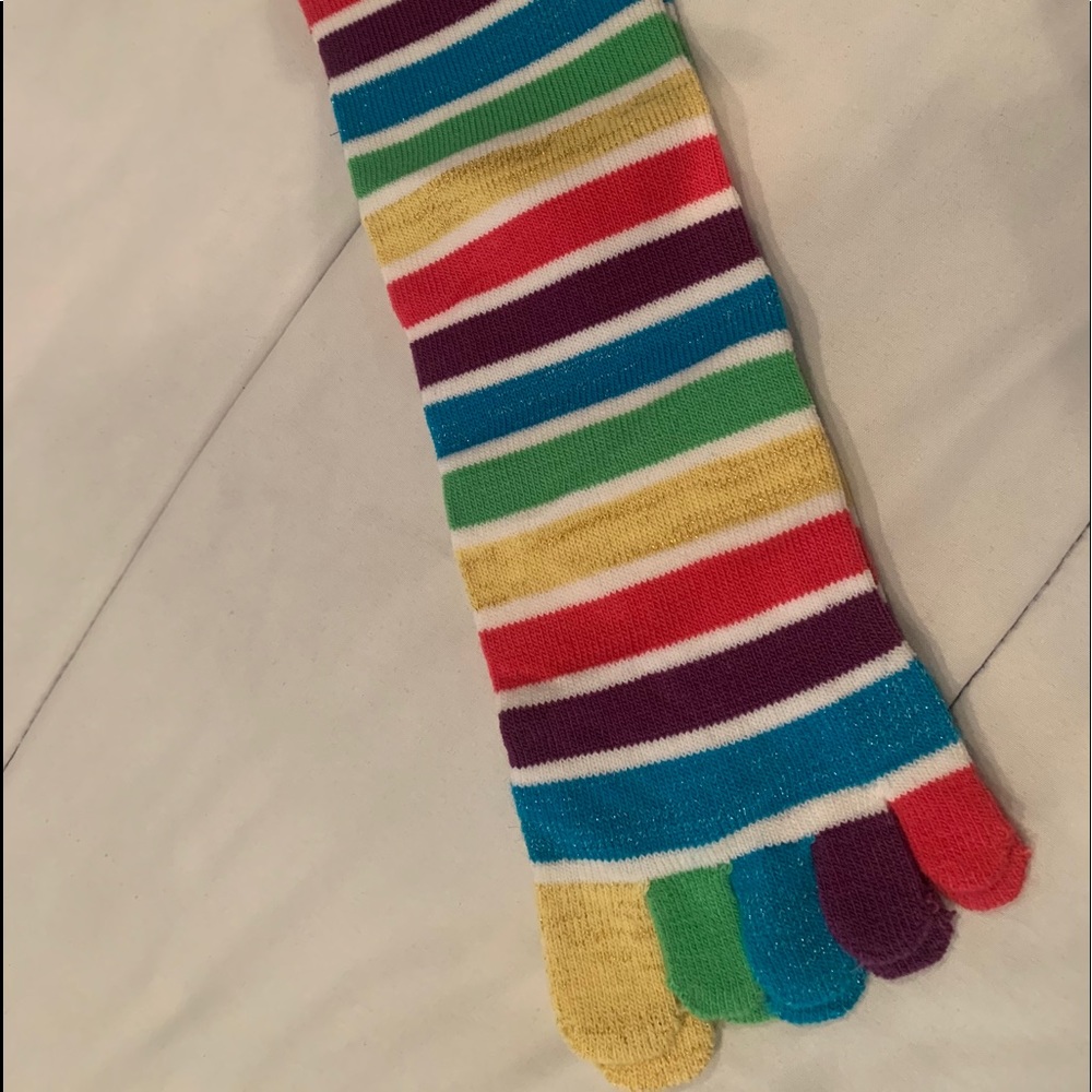 Cute Toe Socks!!! - Picture 2 of 8